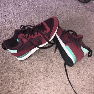 Size 8, Nike High Tops Maroon&Mint